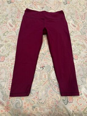 90 Degree by Reflex High Plum Active Capri Leggings